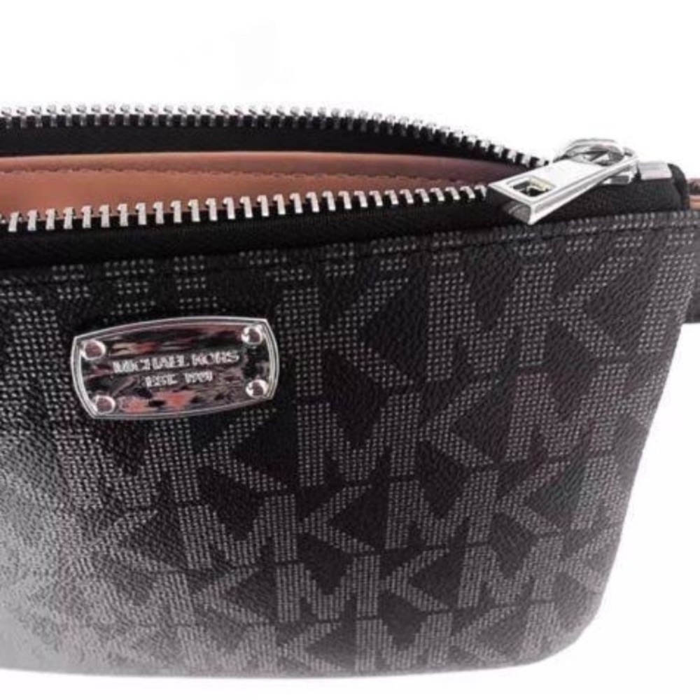 Michael Kors belt purse